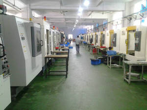 China CNC turning machining workshop